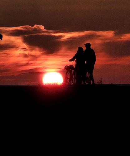 Blick auf den Sonnenuntergang/Sonnenaufgang von des Bed & Breakfasts aus oder aus der Nähe