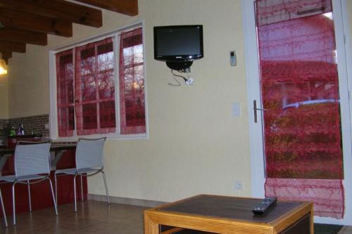 Φωτογραφία από το άλμπουμ του Gîte avec jardin tout confort à Luglon, proche Ecomusée de Marqueze, Landes σε Luglon