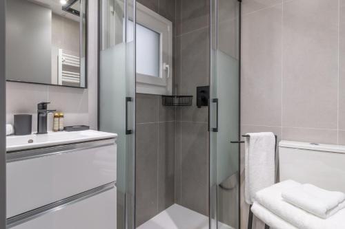 Cozy 2-Bed Apartment for 3 in La Latina