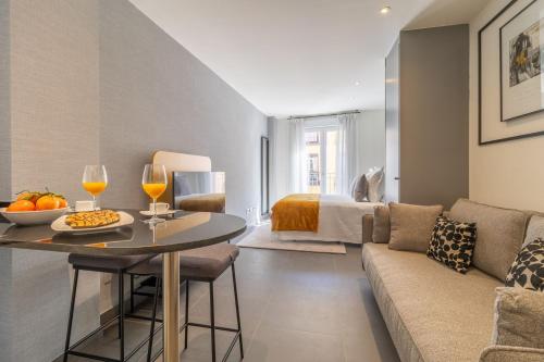 Modern 2-Person Studio in Madrid Center