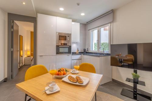 Modern 1-Bed Apartment with Private Terrace