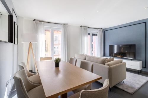 Amazing private terrace 2 BR