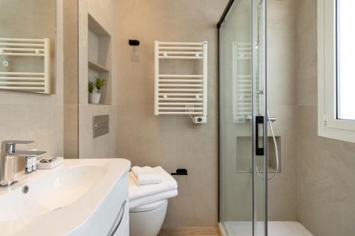 Cozy 2-Bed Apartment for 4 in Central Madrid