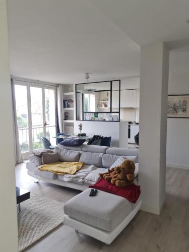 Appartement spacieux près de Chatou avec jardin clôturé