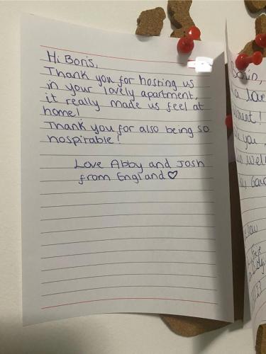a letter to my mom thanking me for my reaction to her handwriting at Apartment Centar Višnjik, Zadar in Zadar