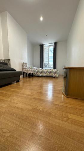 New Saint Maur-Logement Lovely Flat 32m2