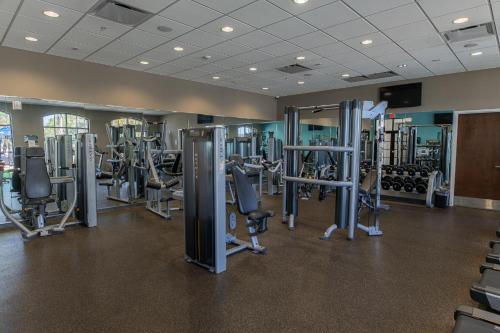 New Upscale 8BR Kissimmee Retreat with Private Pool, Spa & Resort Amenities - 7 Mi to Disney! photo 63