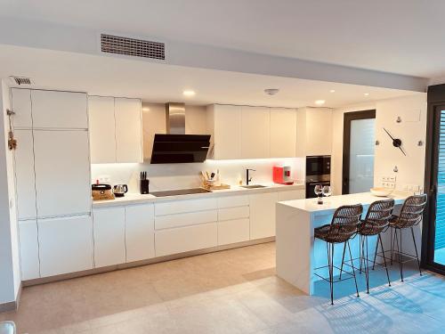 Beach House Jávea - Penthouse with Private Rooftop Terrace