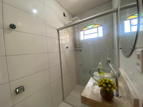 Kupaonica u objektu Casa Camargo - mobiliada, cozinha completa