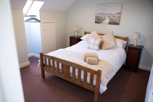 Postel nebo postele na pokoji v ubytování Cosy Cottage in the Cotswolds