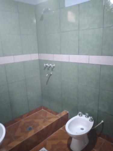 HOSTAL LUCEROにあるバスルーム