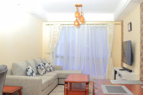 Et sittehjørne på Spacious, beautiful, elegant, with natural light 1 bedroom Apartment