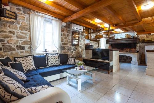 Family friendly house with a swimming pool Orebic, Peljesac - 20612