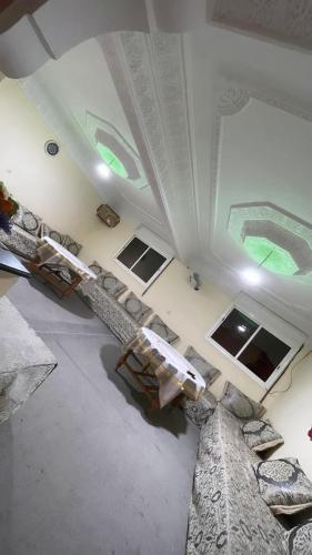 an overhead view of a living room with a ceiling at Meuble BenTaleb Younes in Khenifra