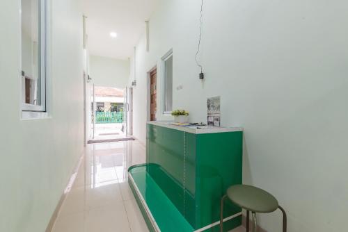 Φωτογραφία από το άλμπουμ του Urbanview Hotel Nakasya Burangrang στο Μπαντούνγκ