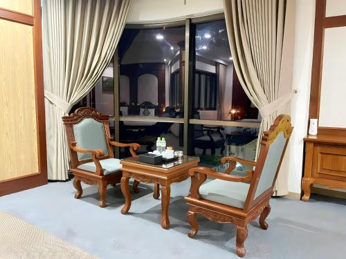 Gallery image of Rex hotel An Nhon in Hòa Nghi