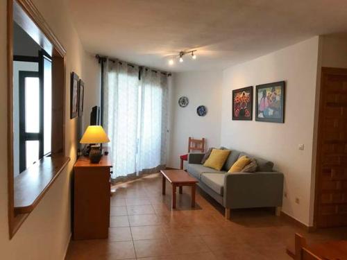 A seating area at Apartamentos Sol Dorado Atlanterra