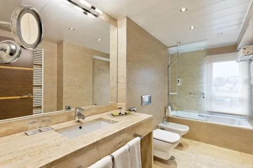 Claridge Madrid photo 23