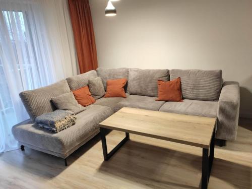 A seating area at Apartament Mieszkanie Noclegi Żywiec