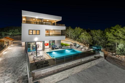 Villa Shaula