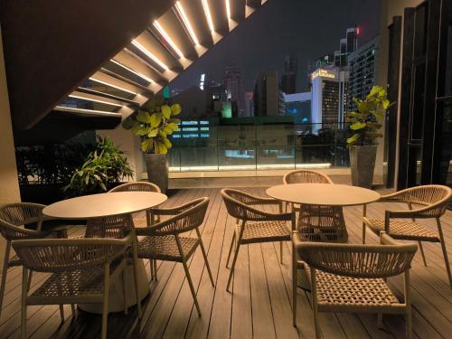 Lounge atau bar di Axon Service Suites At Bukit Bintang KL