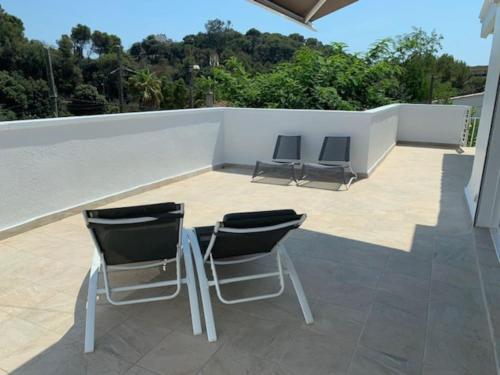 T2 climatisé + parking 500 m plage/centre ville