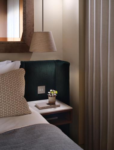 The Hari London photo 63