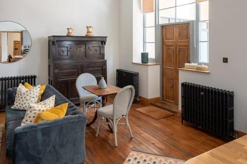 Et opholdsområde på Luxury City Centre Accommodation Sleeping 2