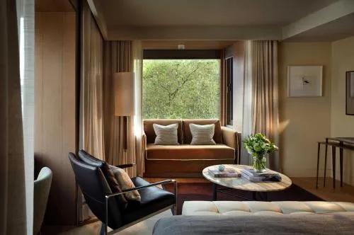 The Hari London photo 27