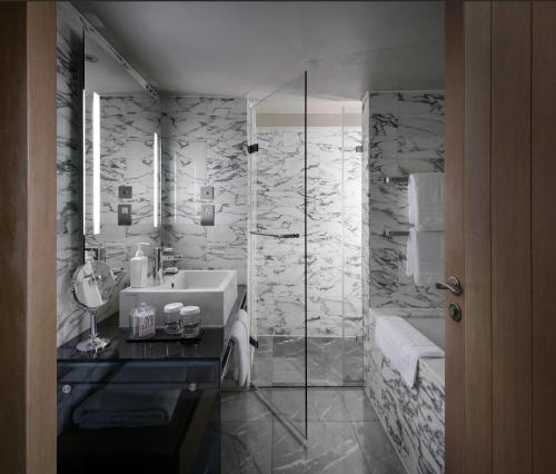 The Hari London Image