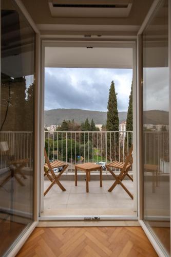 Atrio Apartment
