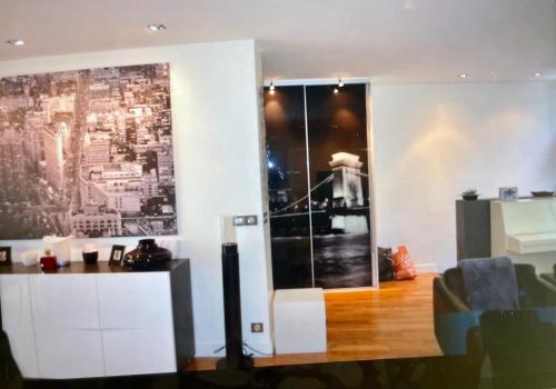 Photo de la galerie de l'établissement Maison de ville, à Saint-Maurice