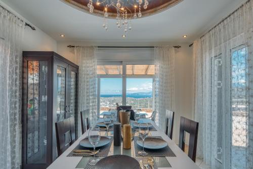 Villa Eleftheria with heated pool