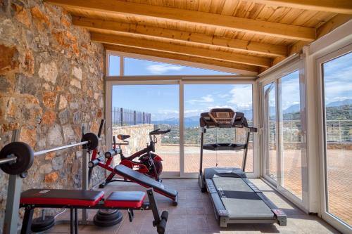 Villa Eleftheria with heated pool