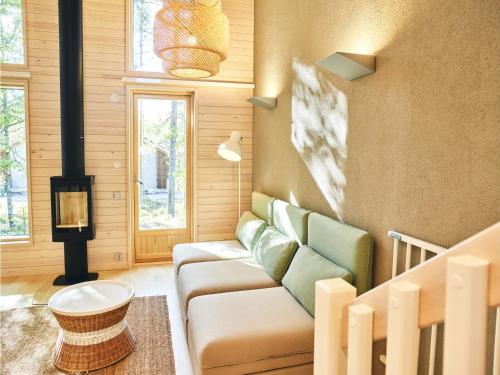 Posezení v ubytování Holiday Home Honka a by Interhome