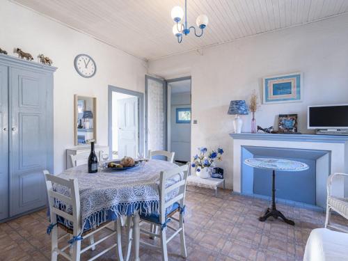 Apartment Santa by Interhome
