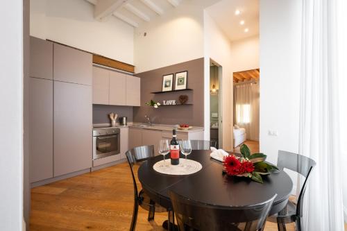 Keys of Italy - Alpha Beta Gamma - Tornabuoni 5 - Luxury apartments in the fashion district