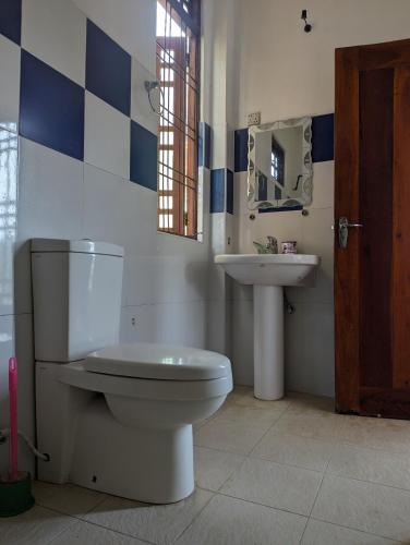 Ένα μπάνιο στο Hive Ella - Hostel