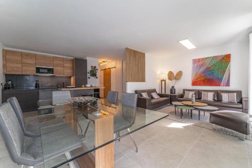 Les Bergeronnettes - Piscine partagée proche plage