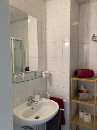 Ένα μπάνιο στο Appartment Haus Müller