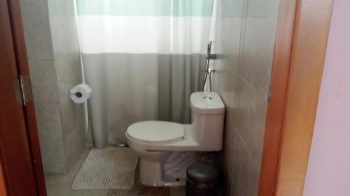 Ett badrum på Suites los Abuelos