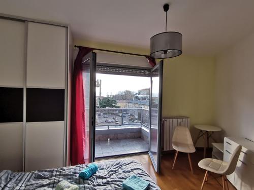 Family Apartment Rocky III