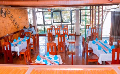 Restoran atau tempat lain untuk makan di B.Maurice Guest House