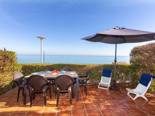 Apartment Cala Gonzalez-1 by Interhome