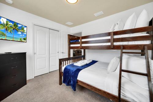 Oasis with Heated Pool Marvel and Nemo rooms Near Disney photo 43
