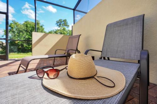 Oasis with Heated Pool Marvel and Nemo rooms Near Disney photo 46