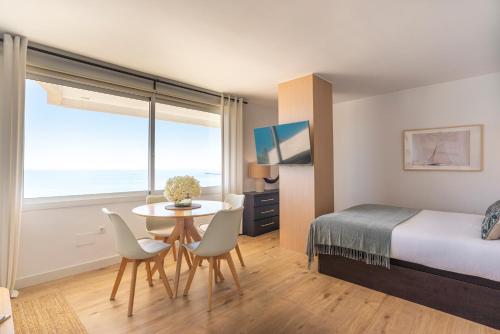 Mimosas & Sea Views by ELE Apartments