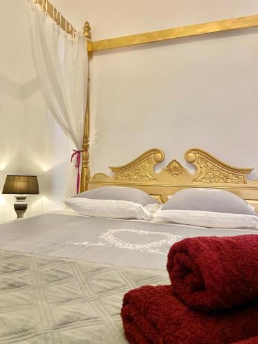 La Maison des Templiers ~ Ostal Médiéval ~ Logis enchantés