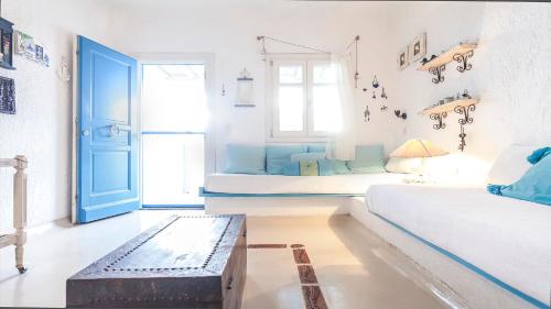 Sky Blue Suite by Angels Group Mykonos
