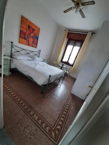 Mary&Flo House - A due passi dal centro - free private parking